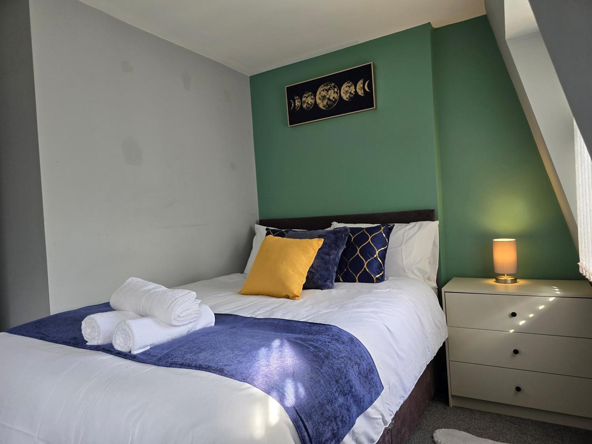 Cosy 3 Bedroom Flat Step Away From Paddington Londra